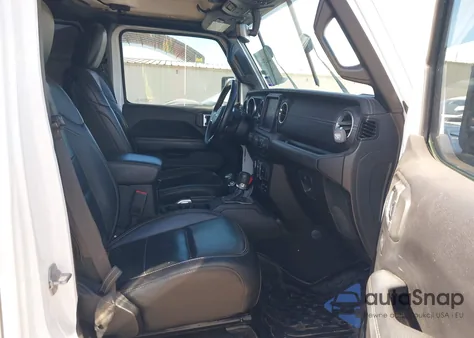 2020 Jeep Gladiator Overland 4X4 z USA, uszkodzony, nr VIN 1C6HJTFG1LL107459